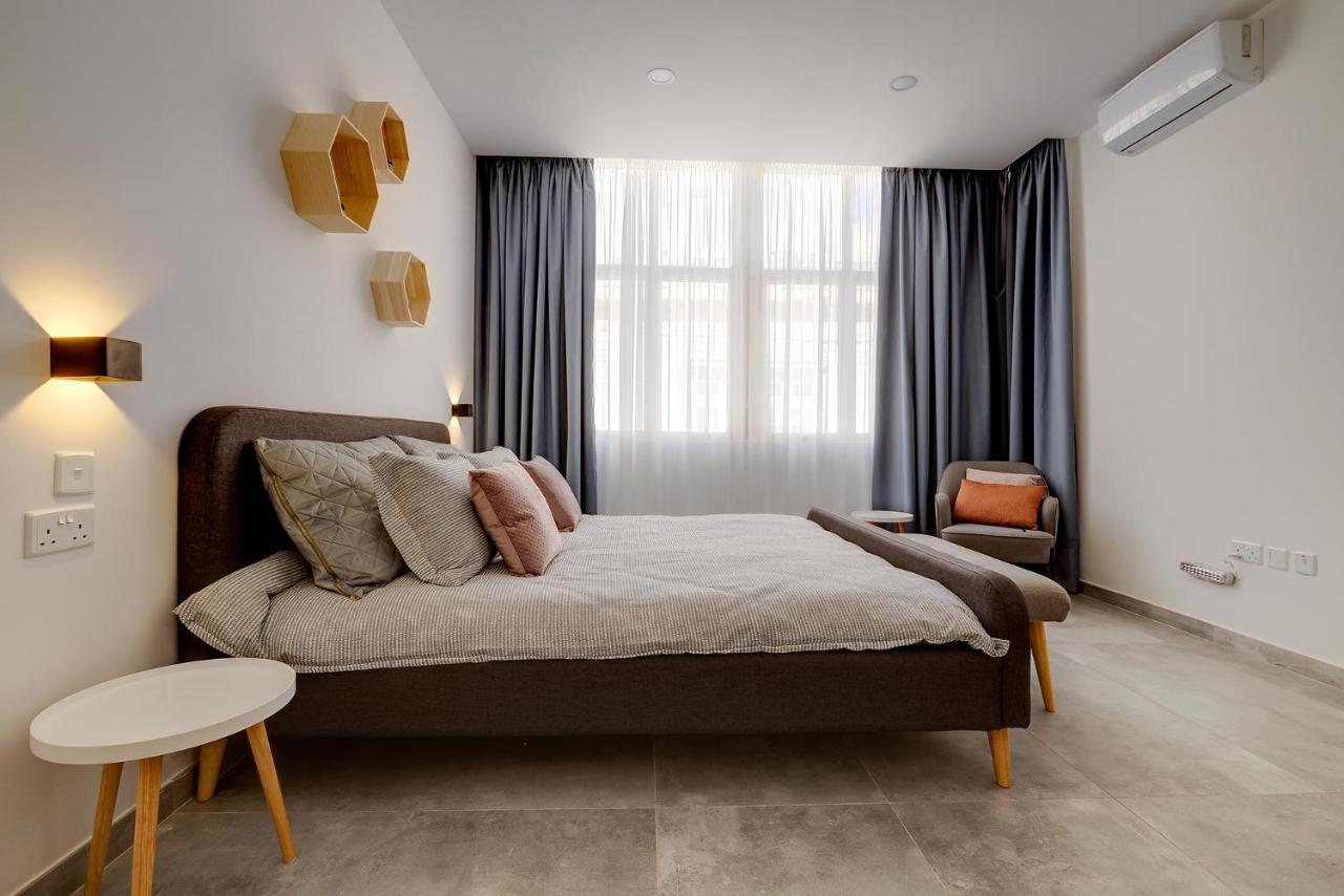 Perfect Location, Modern 2br * سليمة