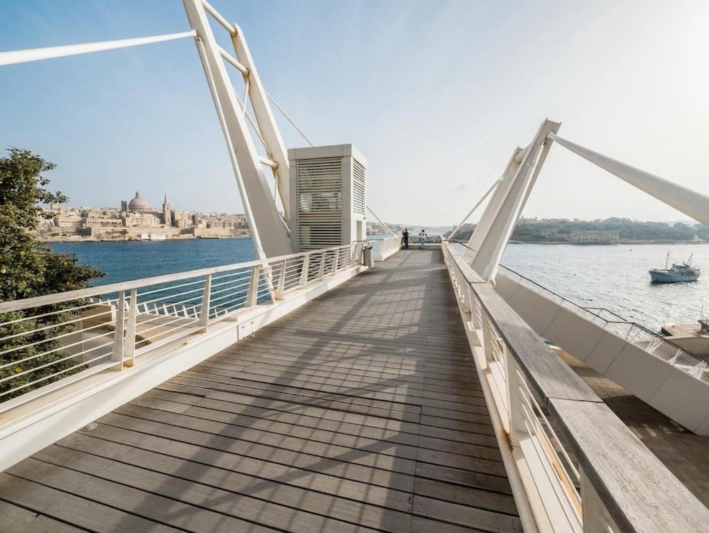 Perfect Location, Modern 2br Apartament Sliema